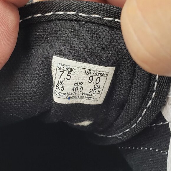 Vans Old Skool Flame Low Black Suede True White Men's 7.5/ Women’s 9 - Picture 10 of 10